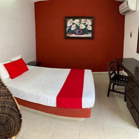 Hotel Aventura 梅里达 外观 照片